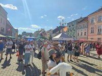 : Sehr gut besuchte Veranstaltung, trotz der großen Hitze. Foto: Richard Šulko